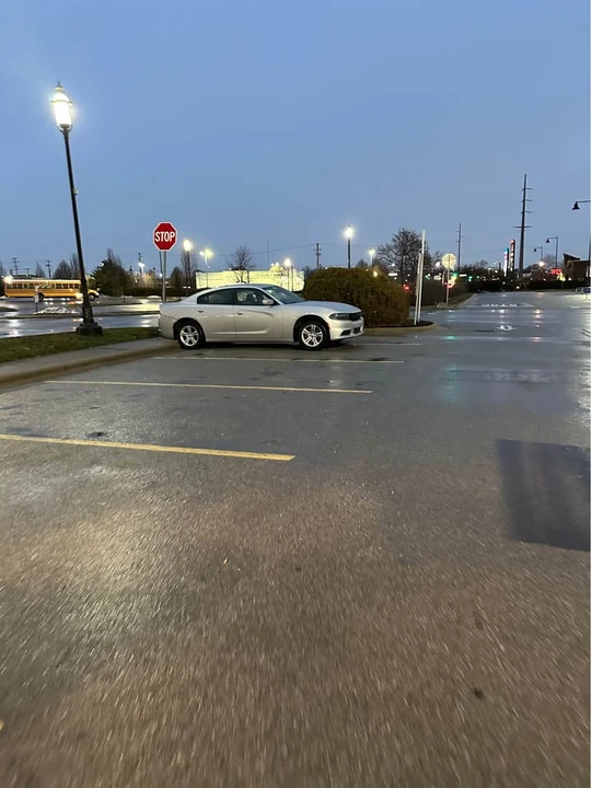 2022 Dodge Charger 7th Gen - Image 6 of 10