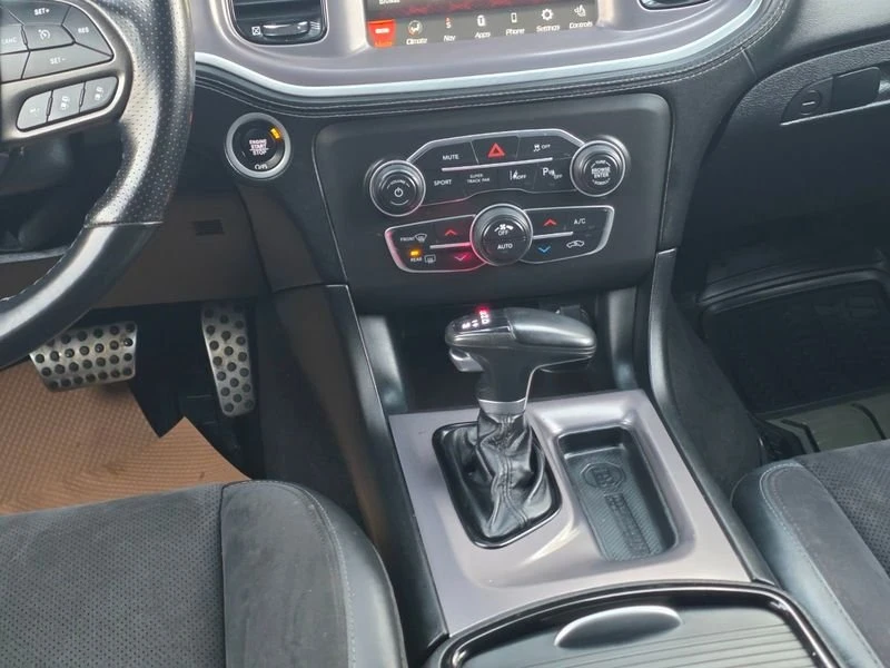 2022 Dodge Charger 7th Gen - Image 17 of 18