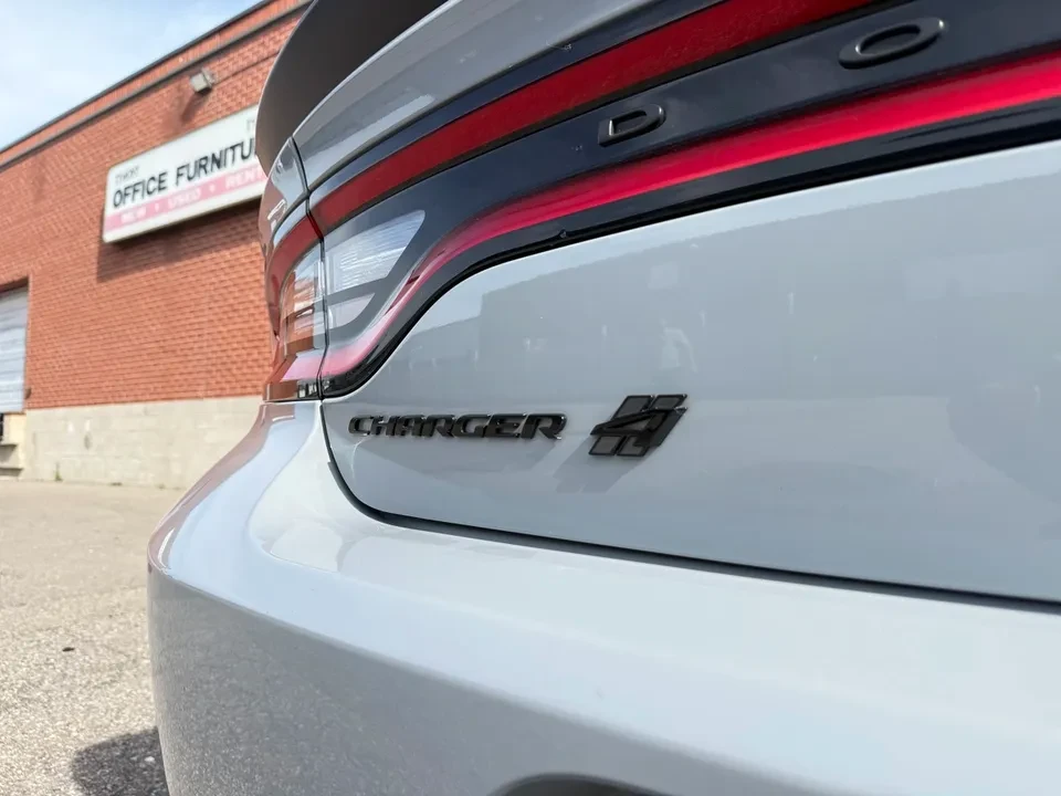 2022 Dodge Charger 7th Gen - Image 5 of 6