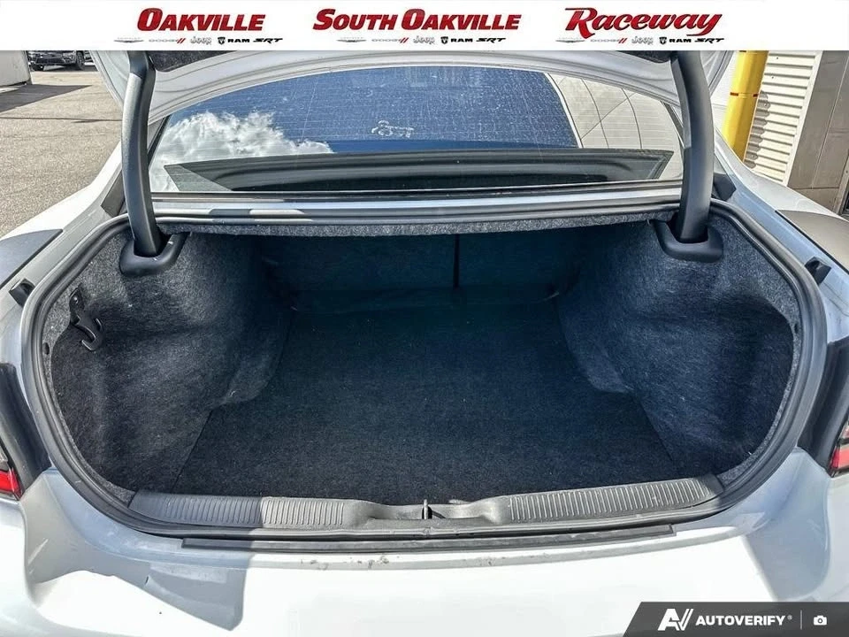 2022 Dodge Charger 8th Gen - Image 9 of 20