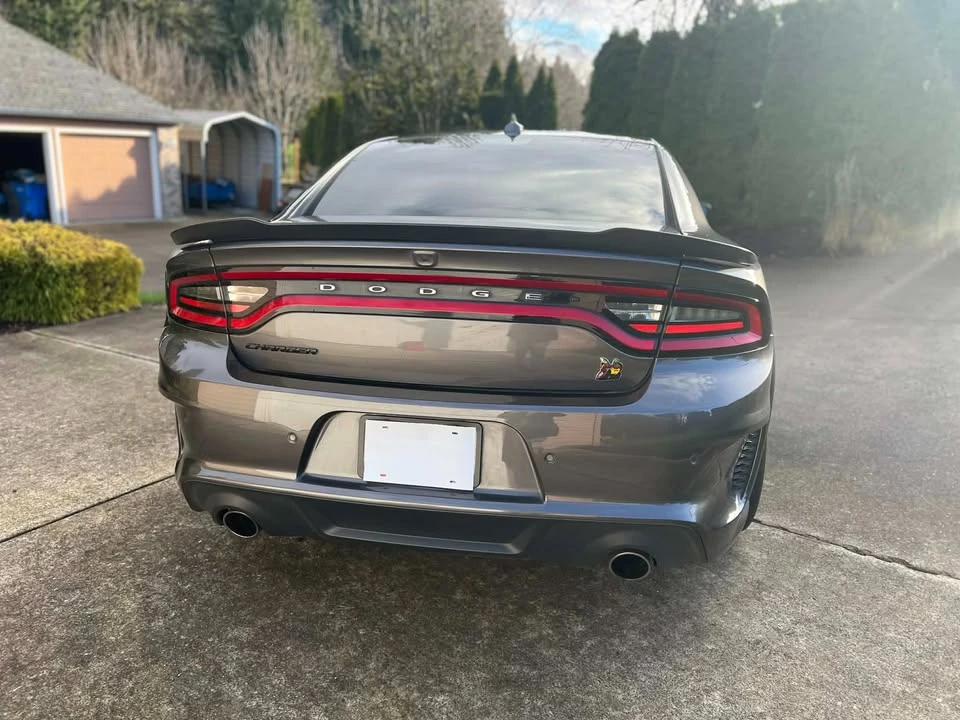 2022 Dodge Charger 8th Gen - Image 10 of 13