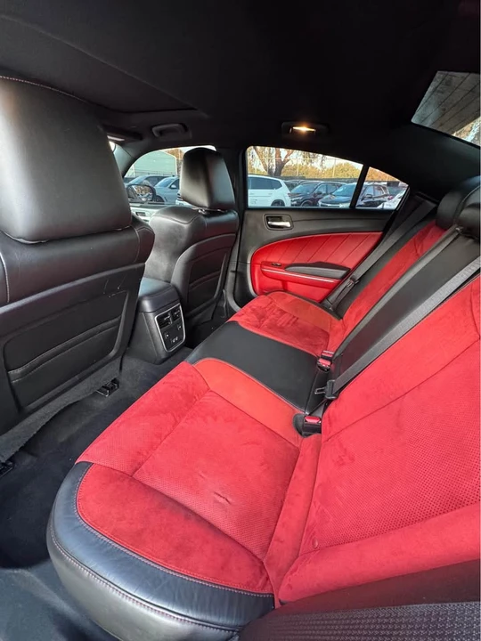 2022 Dodge Charger 7th Gen - Image 6 of 9