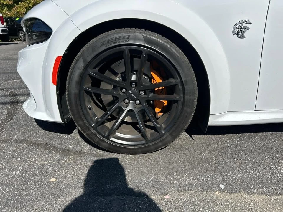 2022 Dodge Charger SRT Hellcat 7th Gen - Image 14 of 17