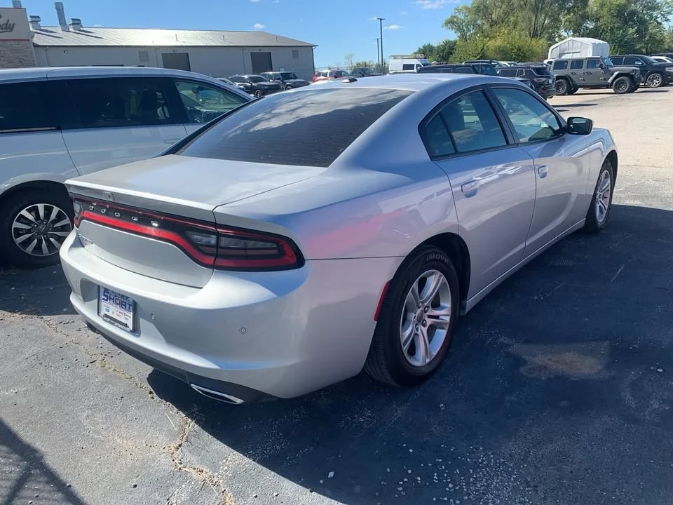 2022 Dodge Charger 8th Gen - Image 4 of 8