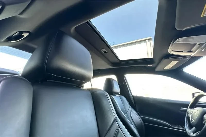 2022 Dodge Charger 8th Gen - Image 3 of 5