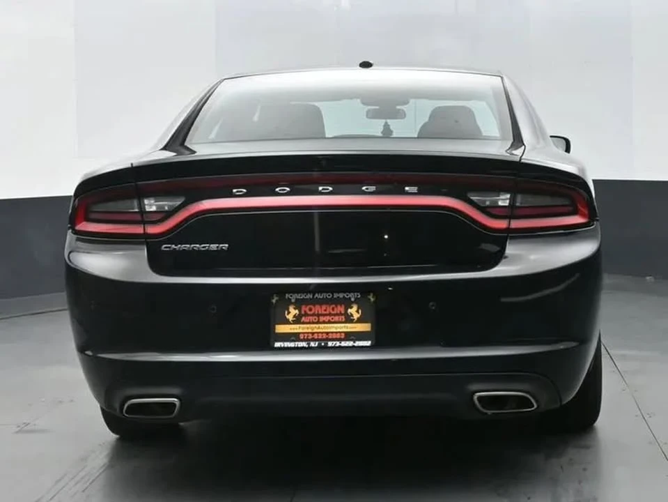 2022 Dodge Charger 8th Gen - Image 3 of 4