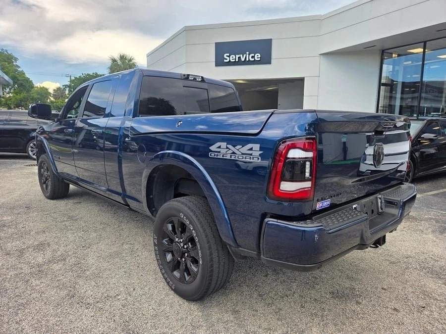 2022 Ram 2500 - Image 2 of 3