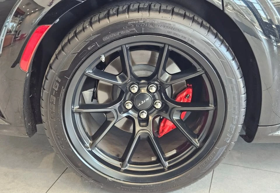 2022 Dodge Challenger SRT Hellcat 3rd Gen - Image 11 of 12