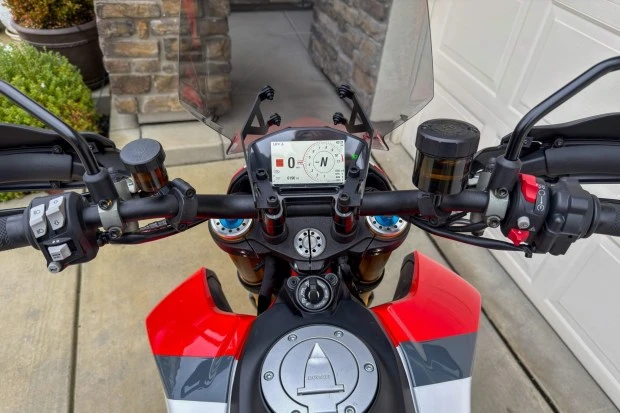 2022 Ducati Hypermotard - Image 4 of 7