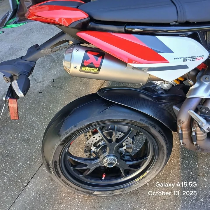 2022 Ducati 950 - Image 3 of 5