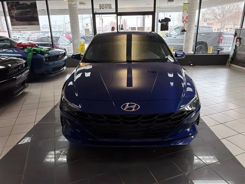 2022 Hyundai Elantra - Image 2 of 4