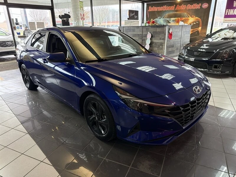 2022 Hyundai Elantra - Image 3 of 4
