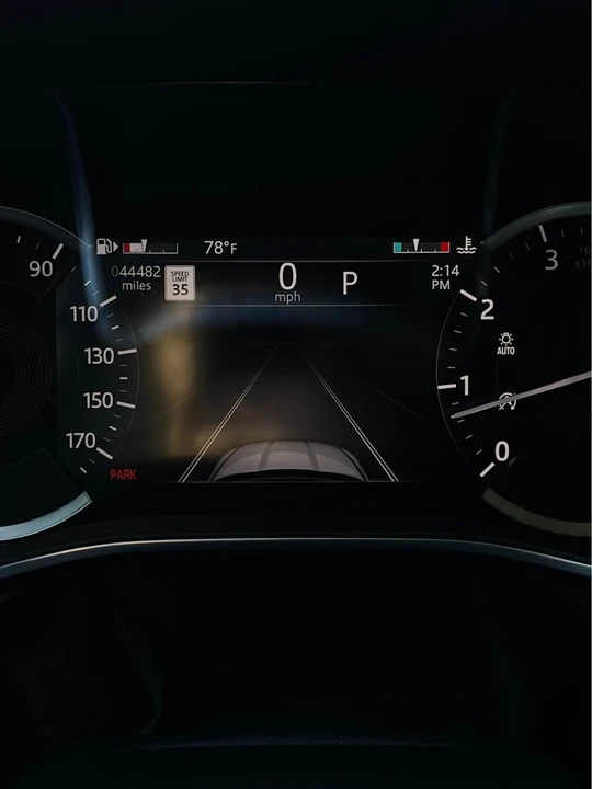 2022 Jaguar F-Pace - Image 8 of 8