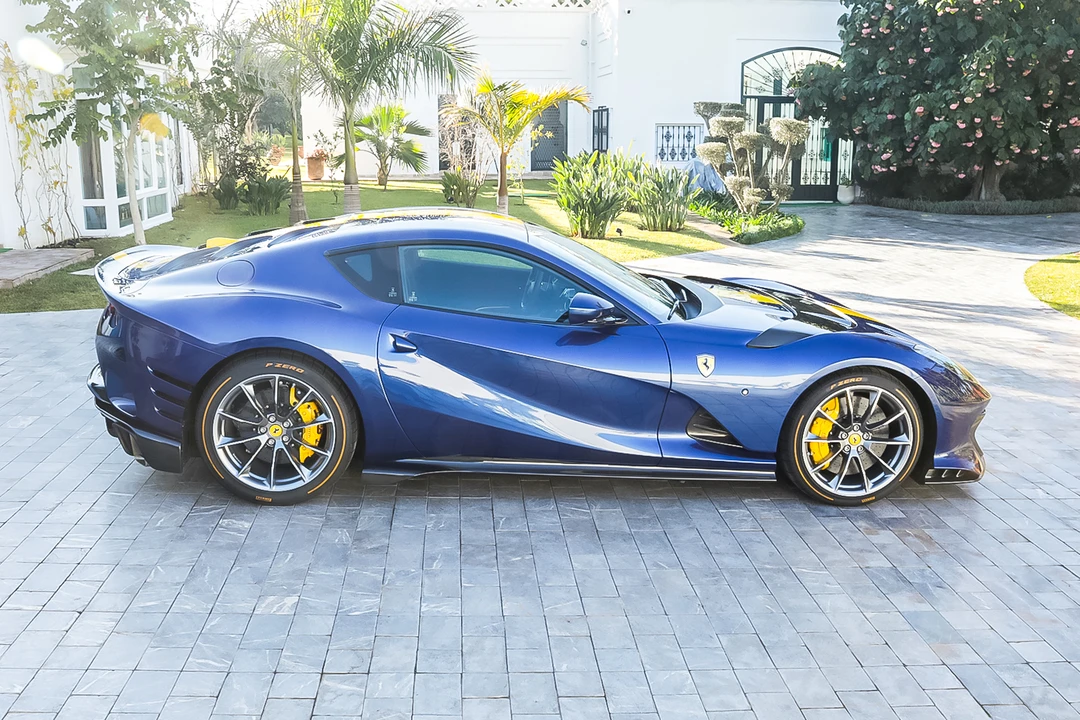 2022 Ferrari 812 Competizione - Image 20 of 31