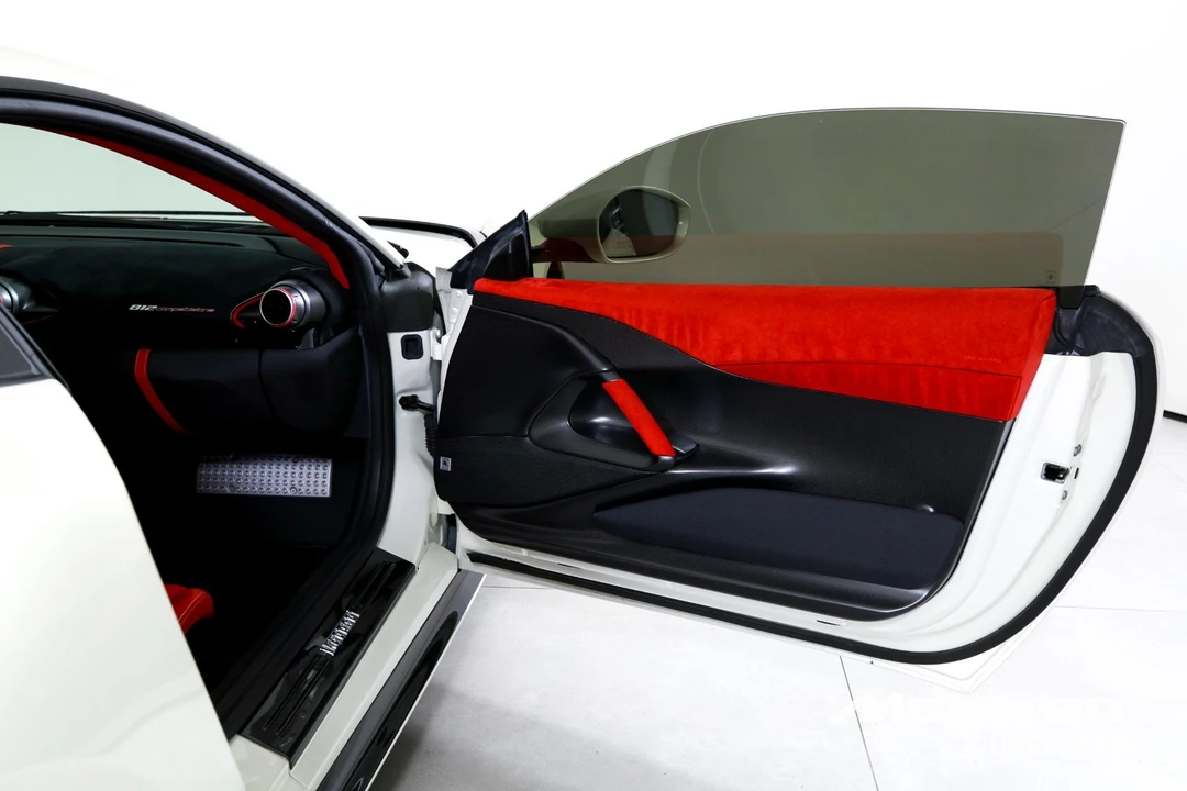 2022 Ferrari - Image 19 of 31