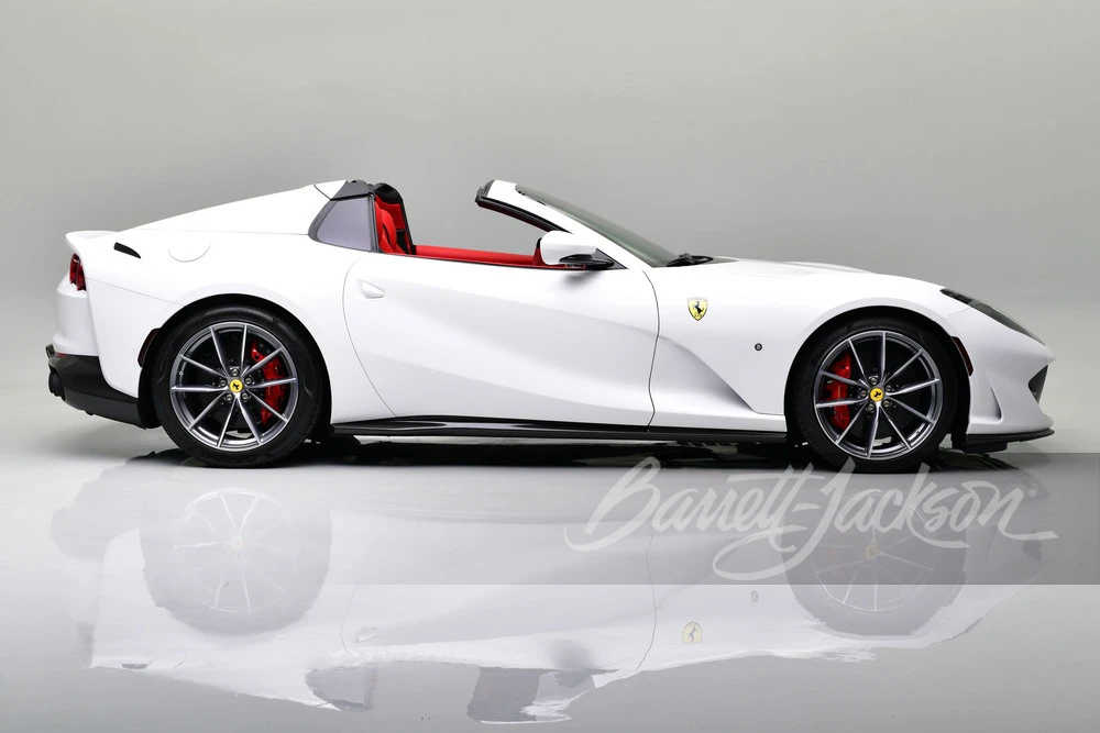 2022 Ferrari 812 GTS - Image 5 of 23
