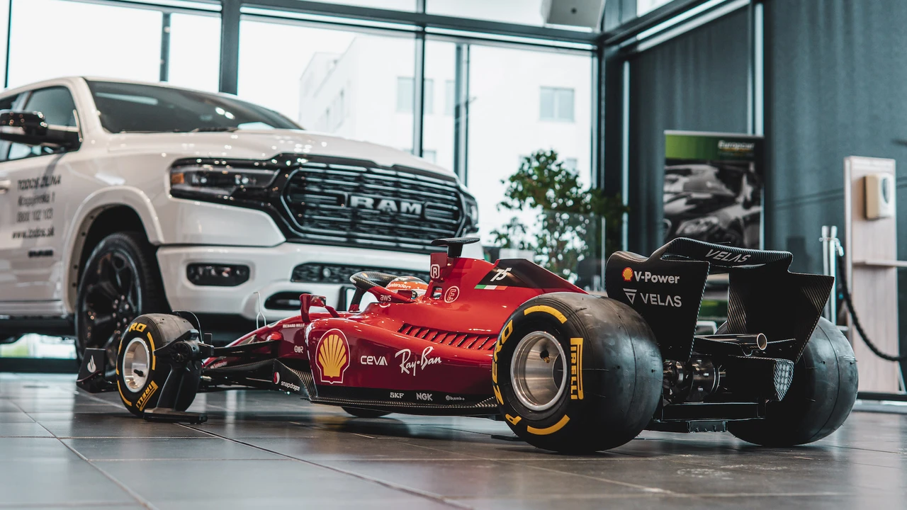 2022 Ferrari Replica - Image 9 of 31