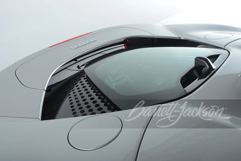 2022 Ferrari SF90 Spider - Image 9 of 25