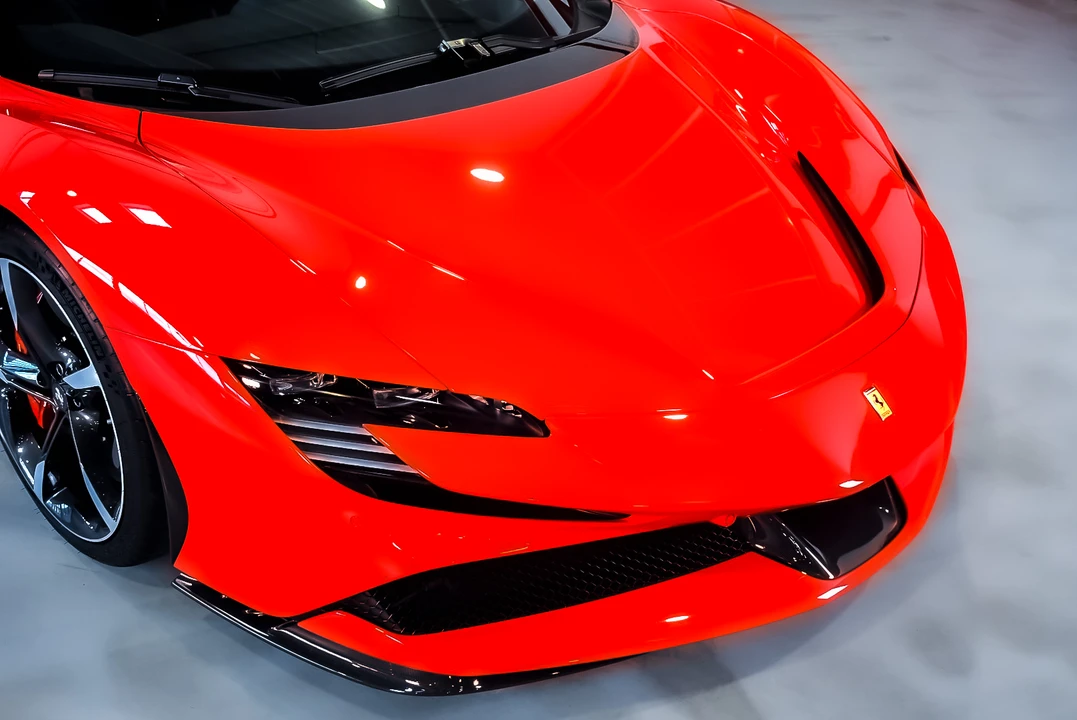 2021 Ferrari SF90 Spider - Image 27 of 31