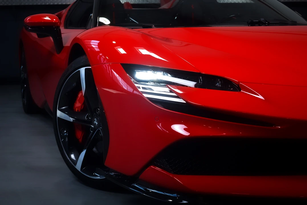 2021 Ferrari SF90 Spider - Image 31 of 31