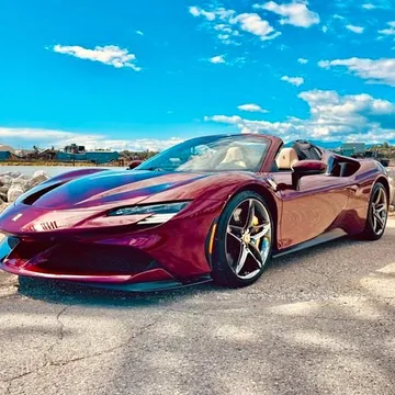 2022 Ferrari SF90 Spider