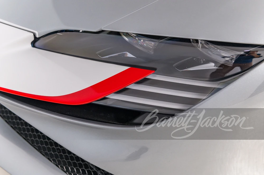 2022 Ferrari SF90 Stradale - Image 8 of 31