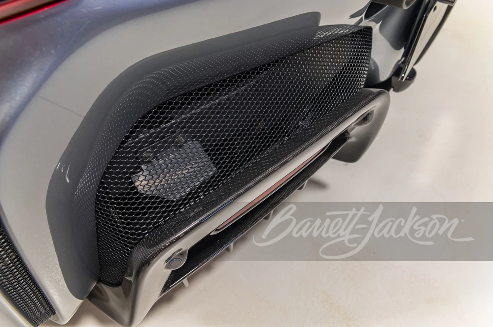 2022 Ferrari SF90 Stradale - Image 29 of 31
