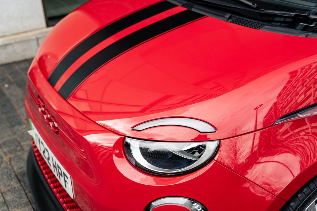 2022 Fiat 500e - Image 29 of 31