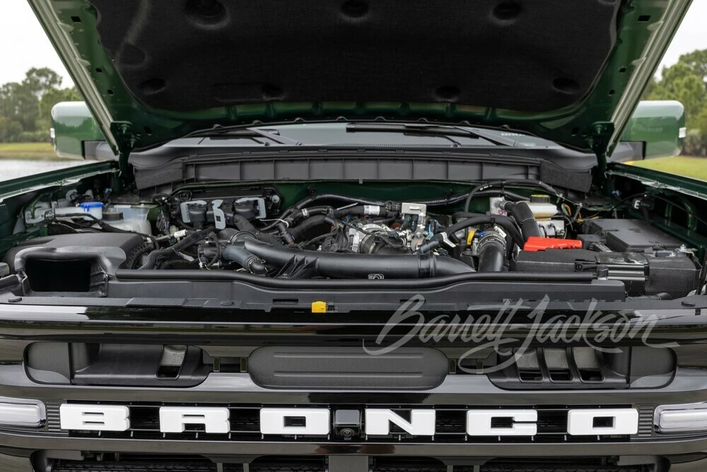2022 Ford Bronco 6th Gen - Image 16 of 29