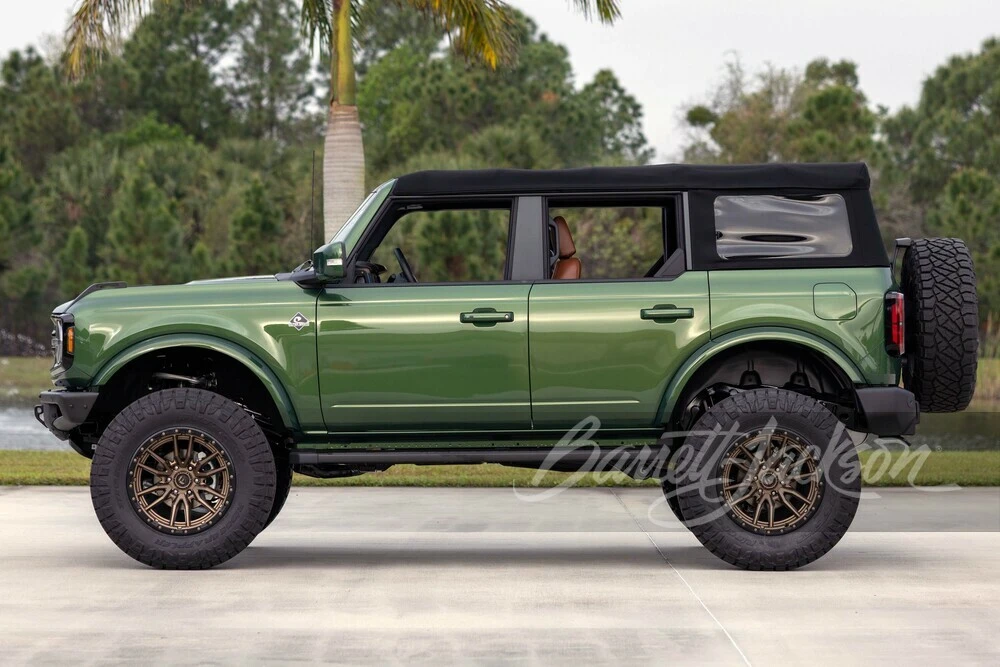 2022 Ford Bronco 6th Gen - Image 20 of 29