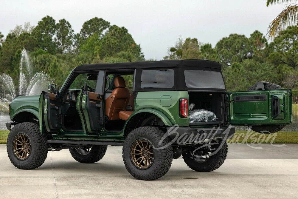 2022 Ford Bronco 6th Gen - Image 22 of 29