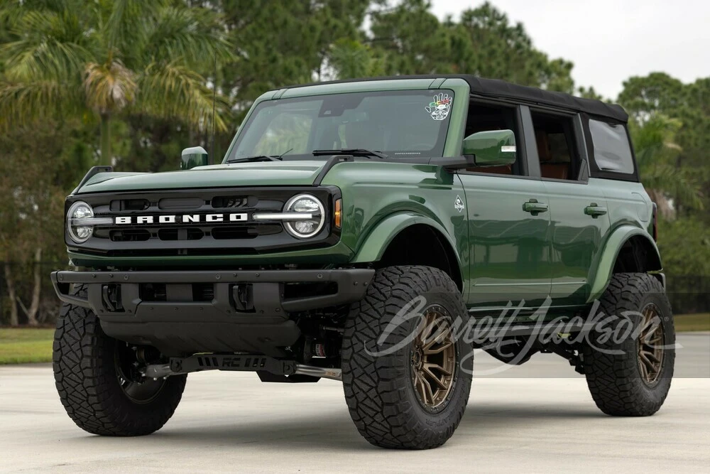 2022 Ford Bronco 6th Gen - Image 27 of 29