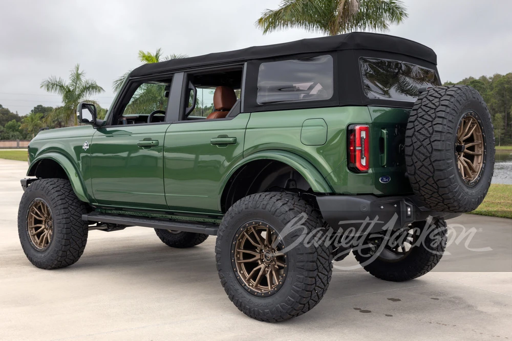 2022 Ford Bronco 6th Gen - Image 28 of 29