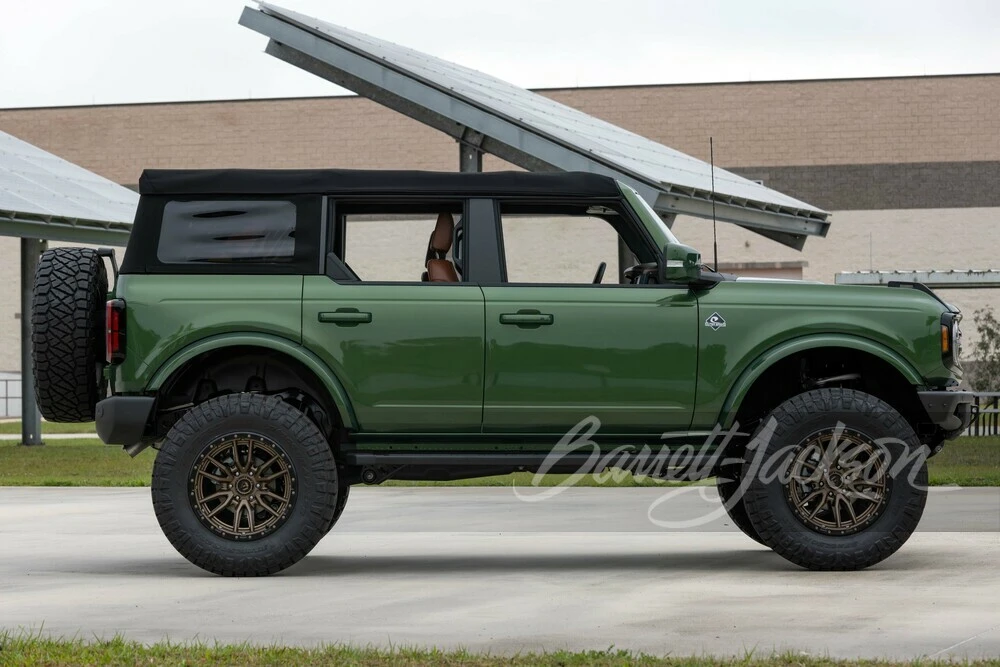 2022 Ford Bronco 6th Gen - Image 29 of 29