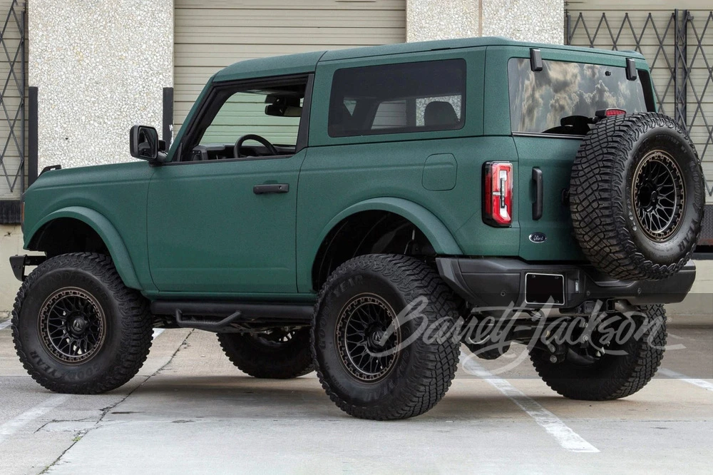 2022 Ford Bronco 6th Gen - Image 9 of 14