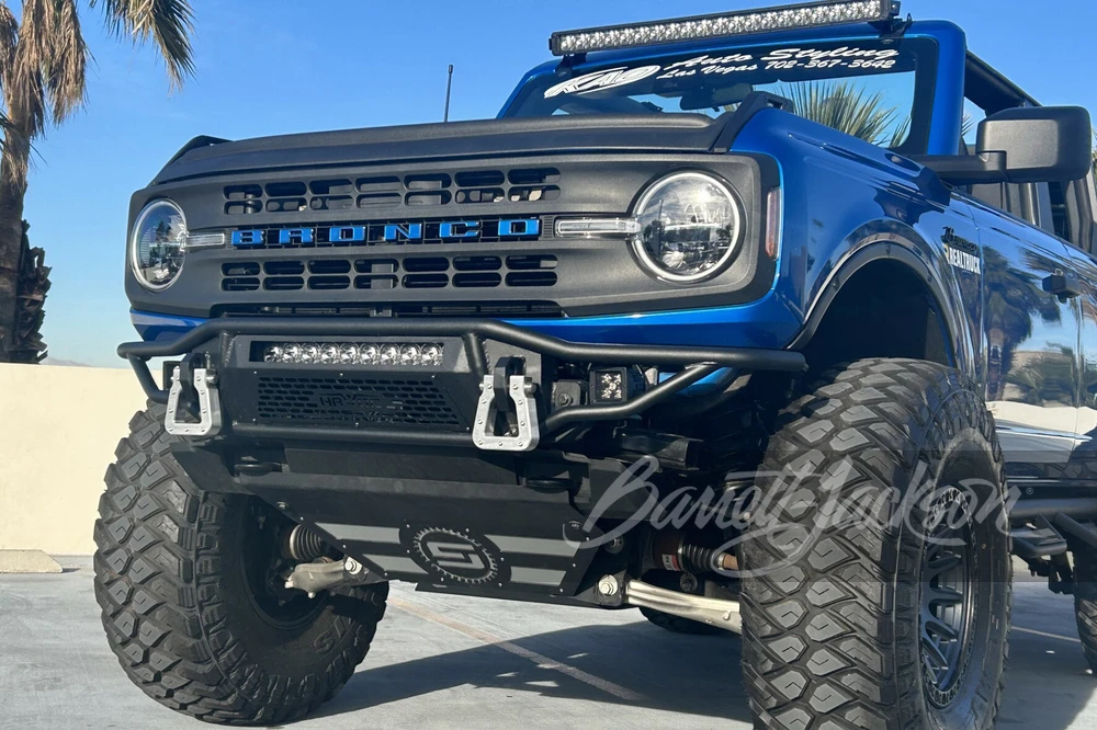 2022 Ford Bronco 6th Gen - Image 4 of 15