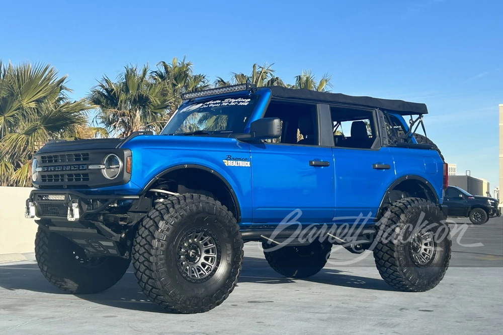 2022 Ford Bronco 6th Gen - Image 8 of 15