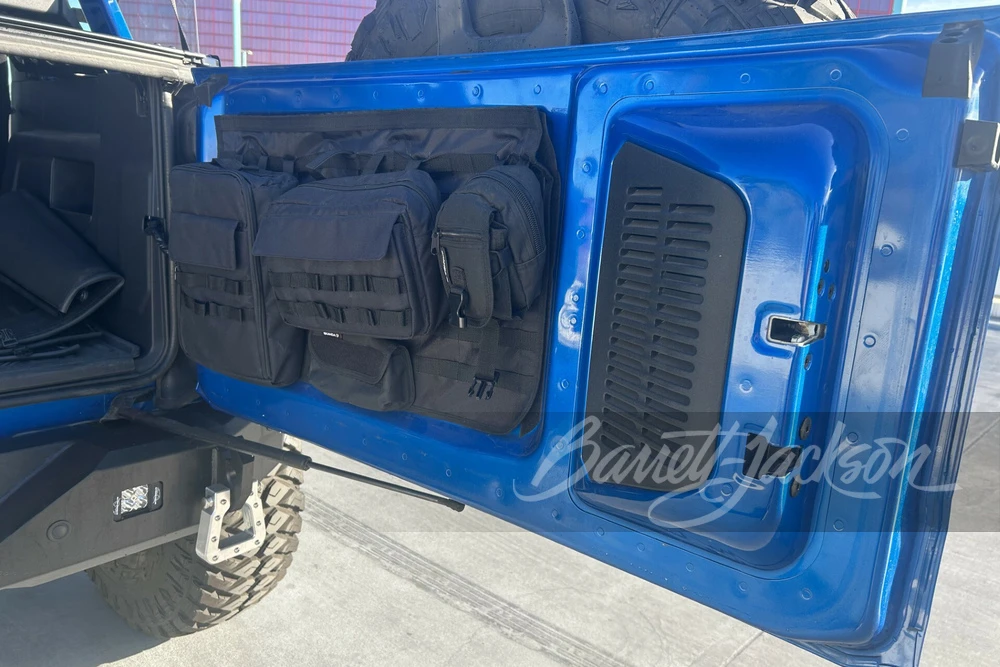 2022 Ford Bronco 6th Gen - Image 10 of 15