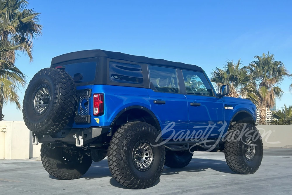 2022 Ford Bronco 6th Gen - Image 14 of 15