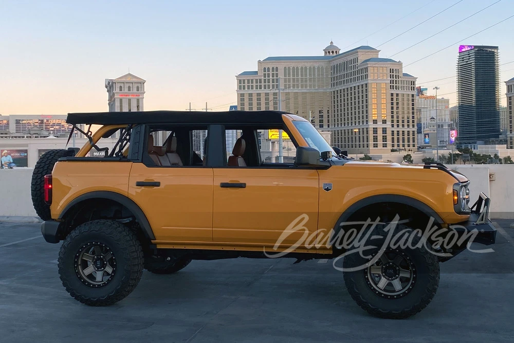 2022 Ford Bronco 6th Gen - Image 8 of 14