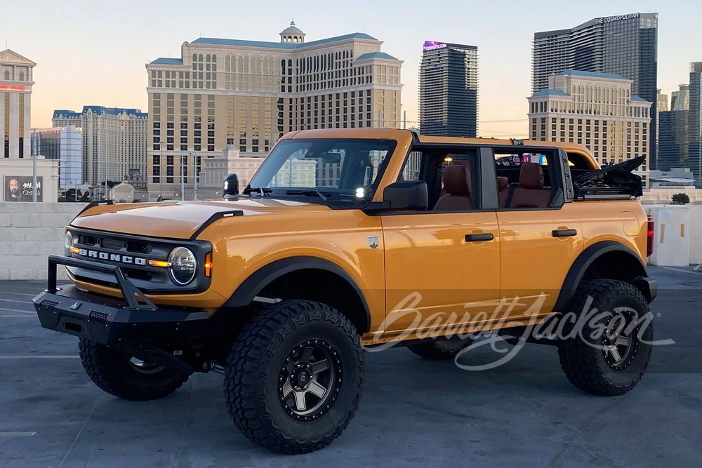2022 Ford Bronco 6th Gen - Image 12 of 14
