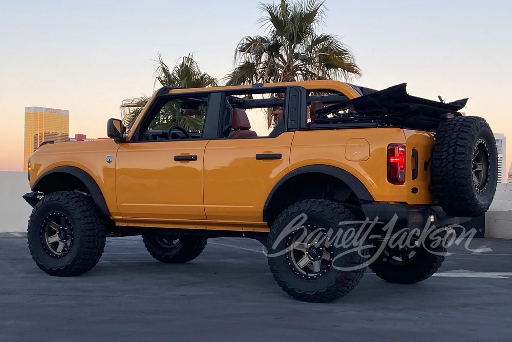 2022 Ford Bronco 6th Gen - Image 13 of 14