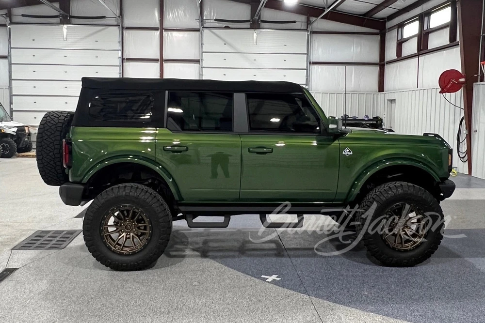 2022 Ford Bronco 6th Gen - Image 4 of 11