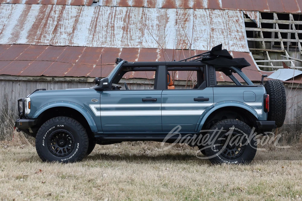 2022 Ford Bronco 6th Gen - Image 18 of 18