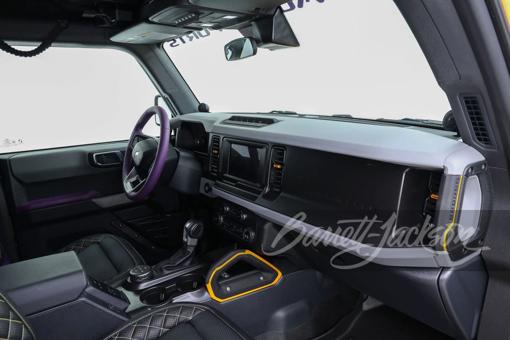 2022 Ford Bronco 6th Gen - Image 4 of 31