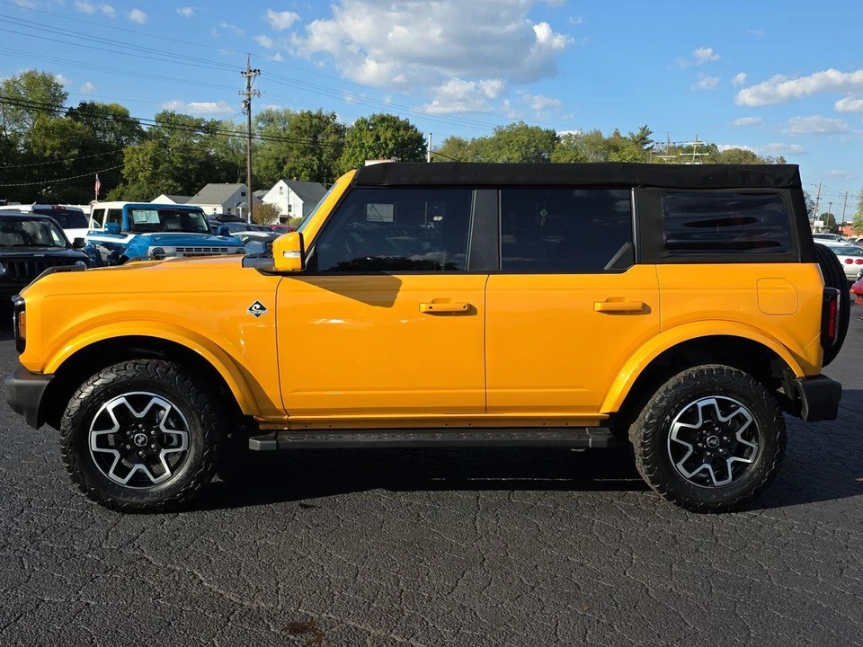 2022 Ford Bronco 6th Gen - Image 19 of 29