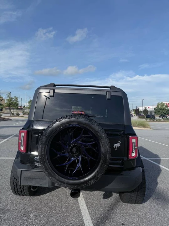 2022 Ford Bronco 6th Gen - Image 17 of 24