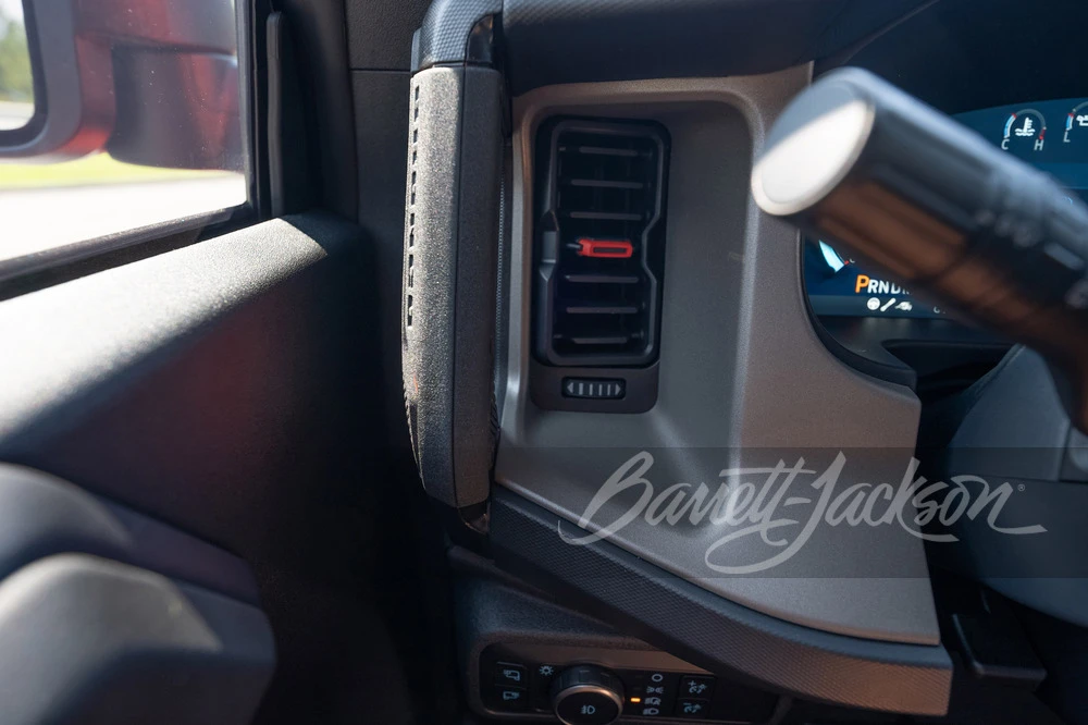 2022 Ford Bronco Raptor 6th Gen - Image 15 of 31