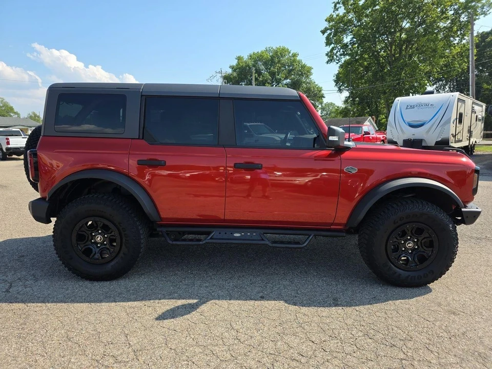 2022 Ford Bronco 6th Gen - Image 21 of 21