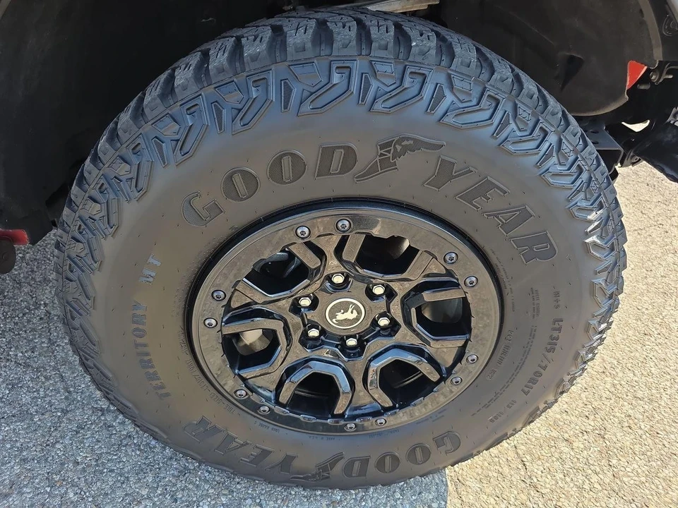 2022 Ford Bronco 6th Gen - Image 16 of 21